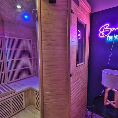 *Au Sauna De Maintenon* 外观 照片